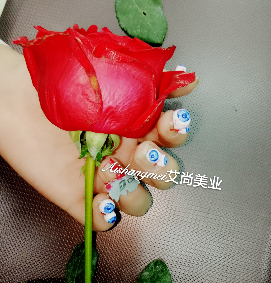 指甲上的狂欢万圣节(图2)